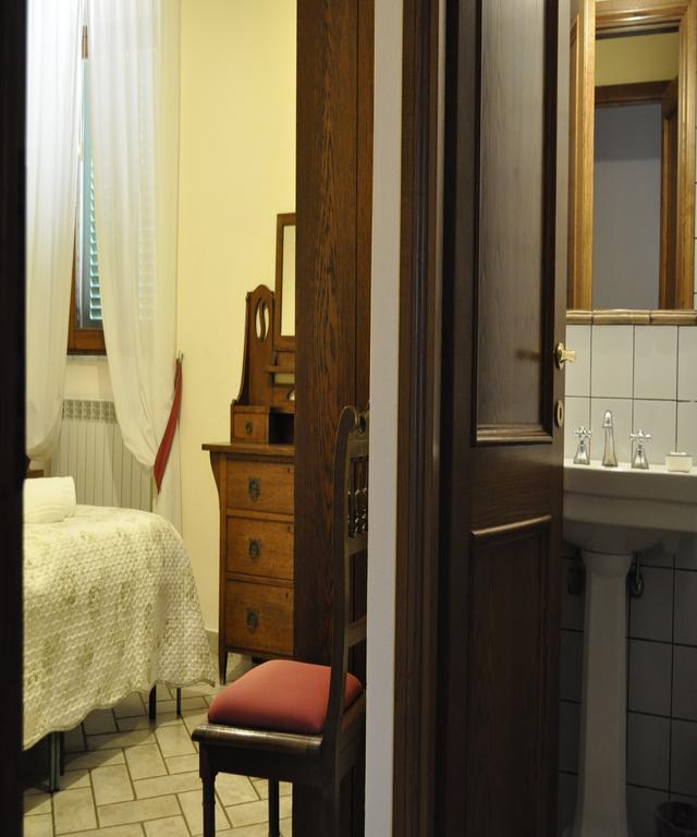 Podere Le Monache Montaione Szoba fotó