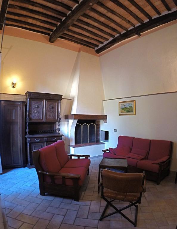Podere Le Monache Montaione Szoba fotó